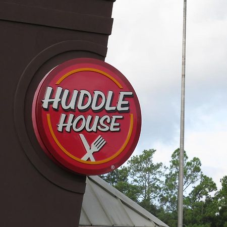 Travelodge By Wyndham Walterboro Esterno foto
